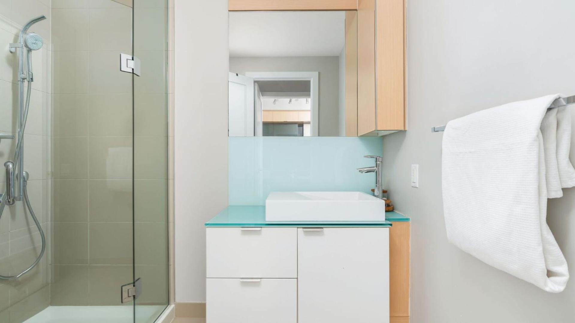 2Bedroom Cn Tower And Water Views - Free Parking - Rooftop Pool Toronto Exterior foto